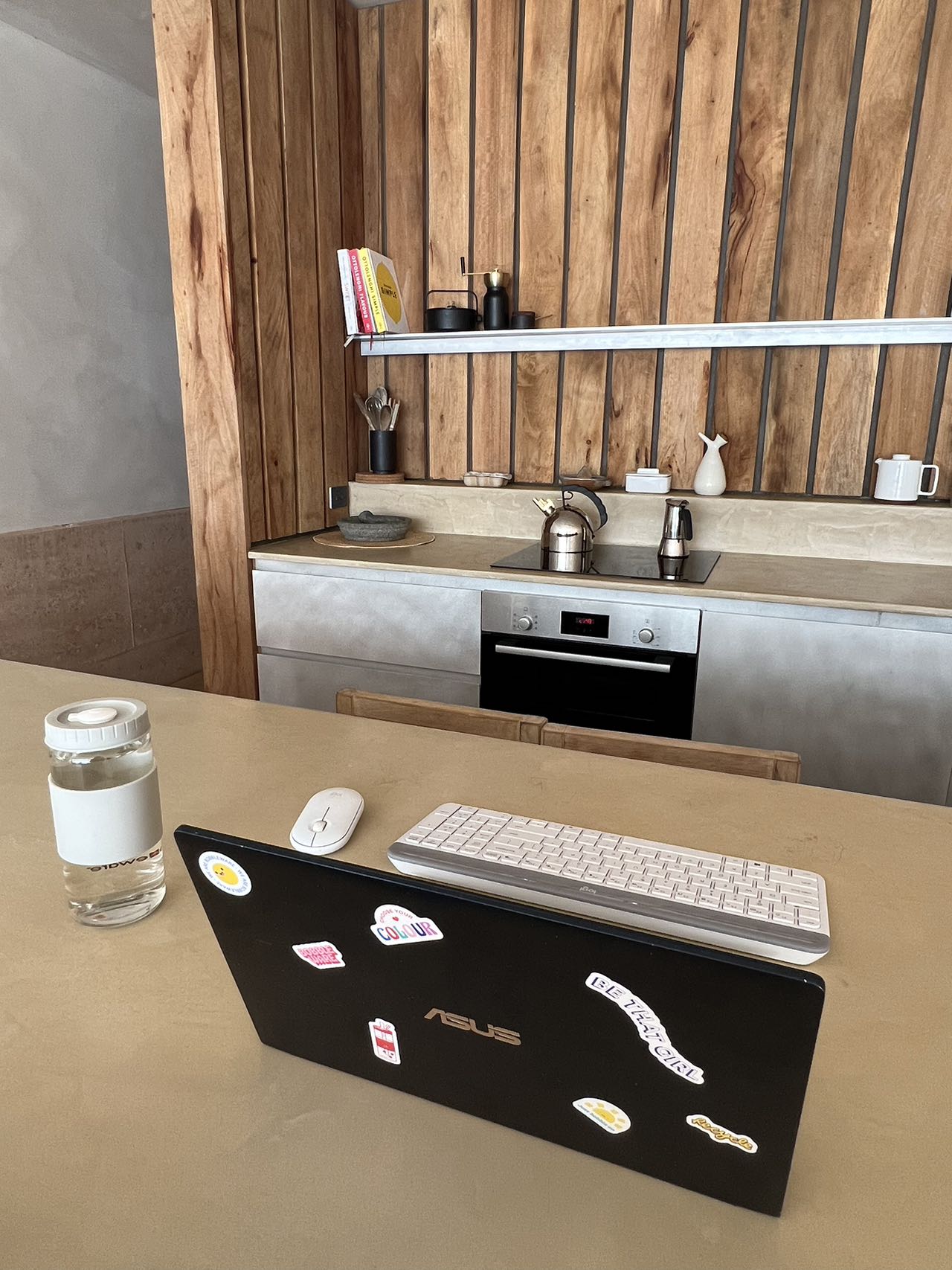 Bobbleware stickers